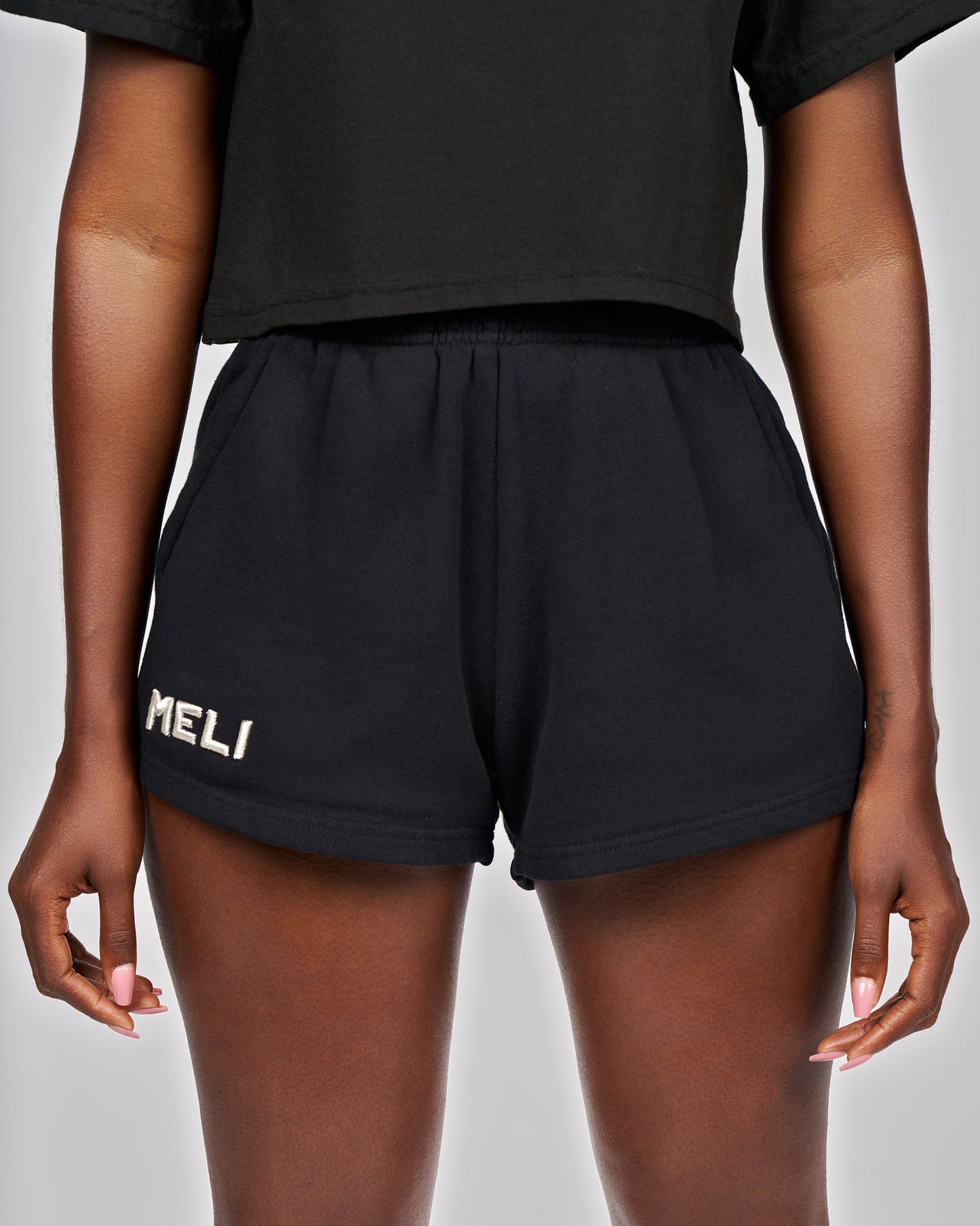 MELI WOMEN'S SWEATSHORTS