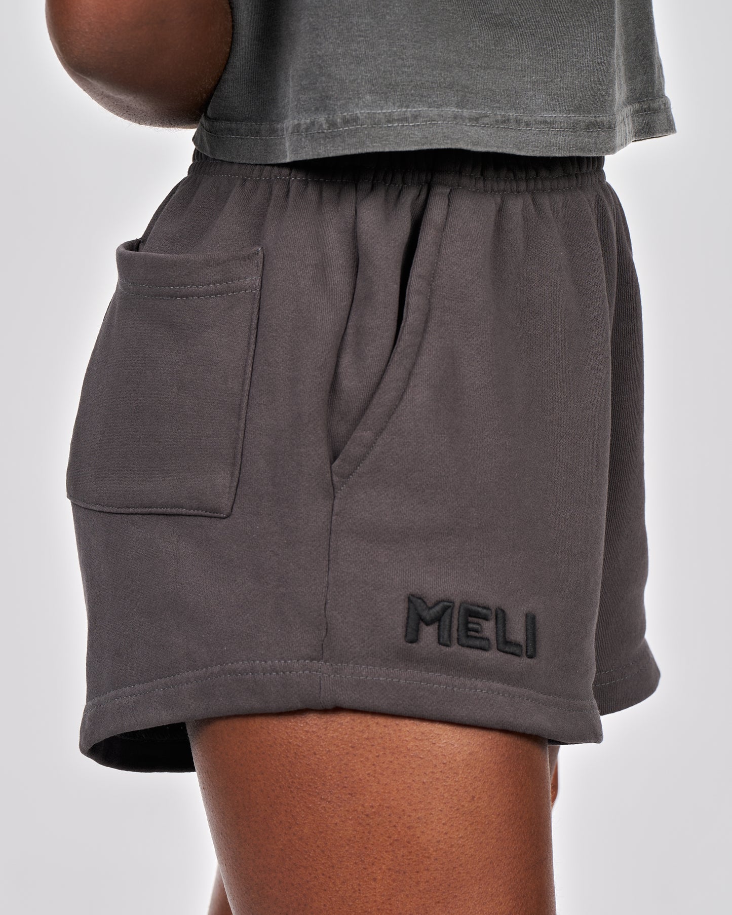 MELI WOMEN'S SWEATSHORTS