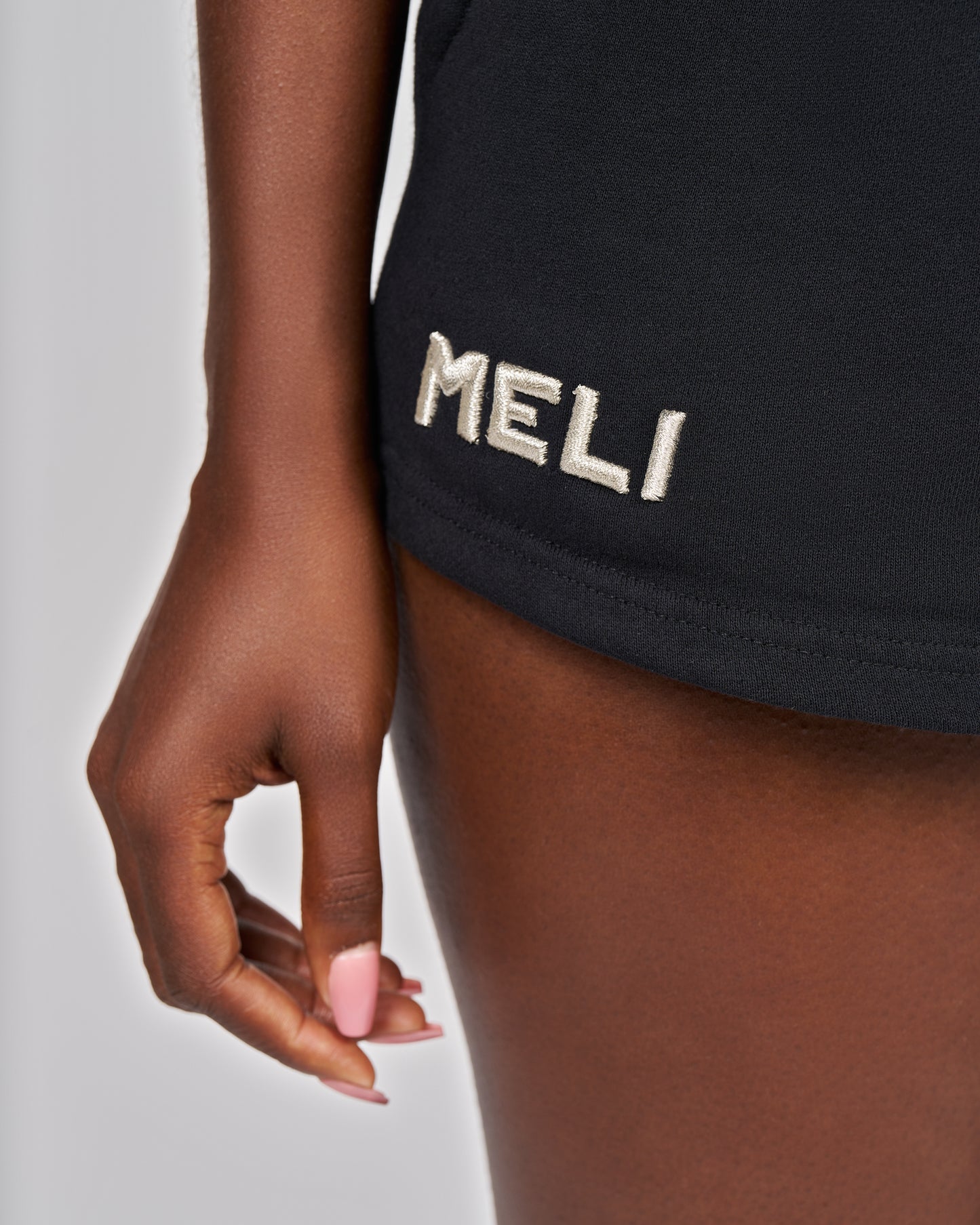 MELI WOMEN'S SWEATSHORTS