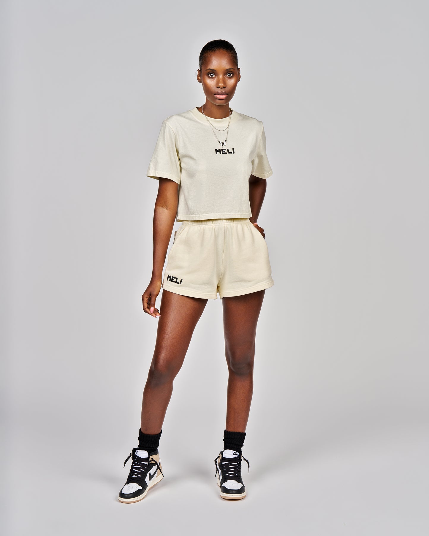 MELI WOMEN'S SWEATSHORTS