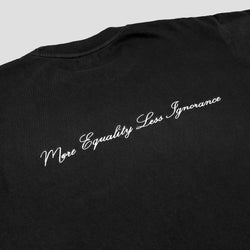 MELI SCRIPT TEE