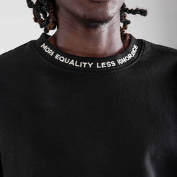 MELI TAGLINE CREWNECK