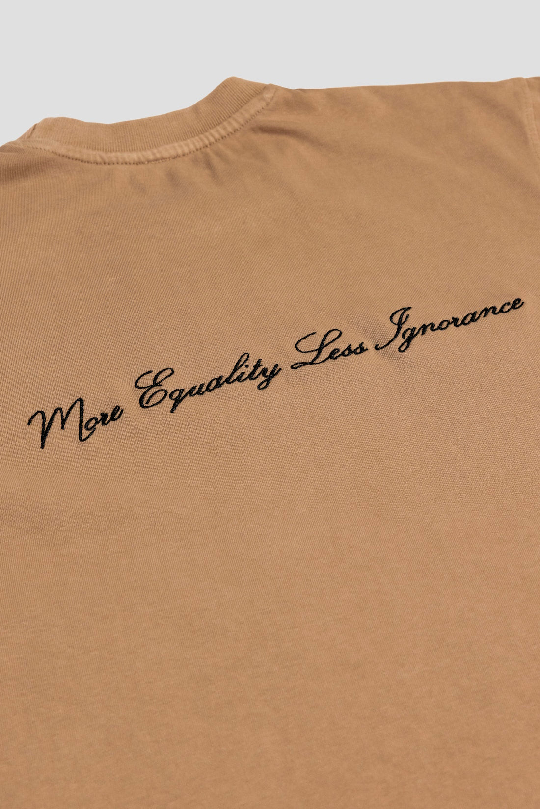 MELI SCRIPT TEE