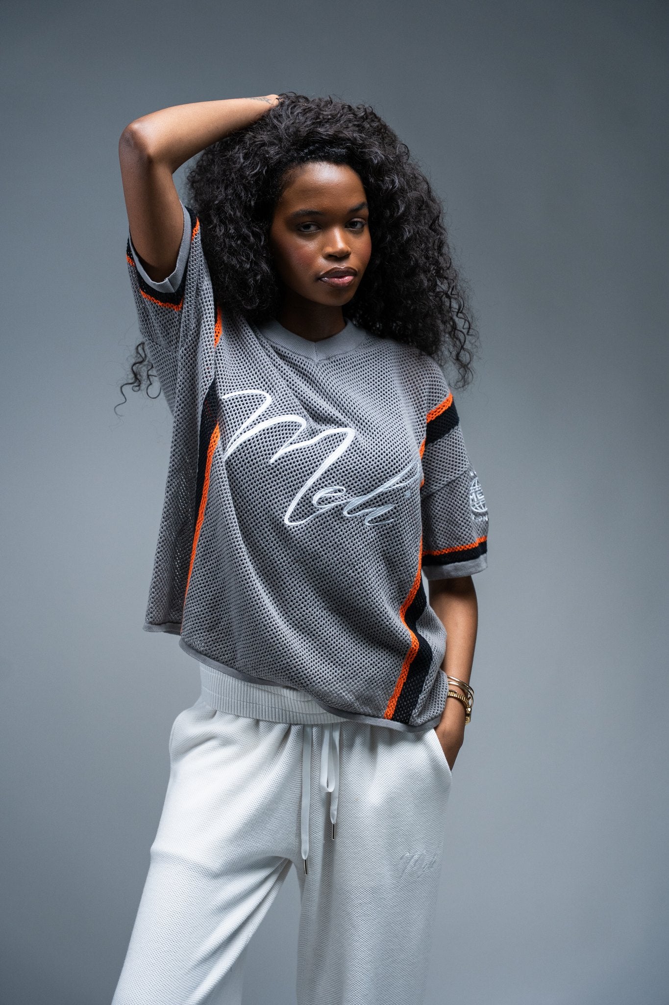 MELI MESH JERSEY — GRAY — Female model