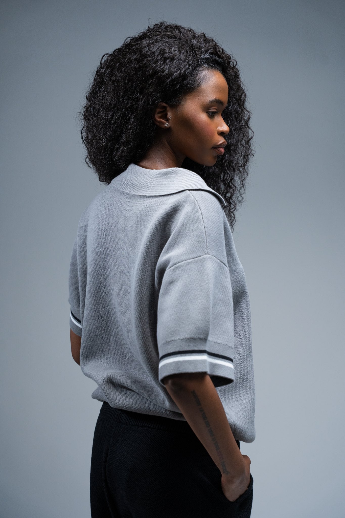 MELI ZIP POLO — Charcoal Gray — Female model