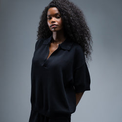 MELI KNIT SHORT — BLACK — Female model
