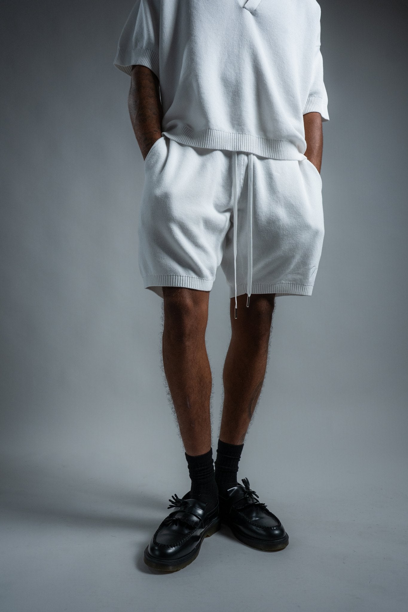 MELI KNIT SHORT — WHITE — Male model