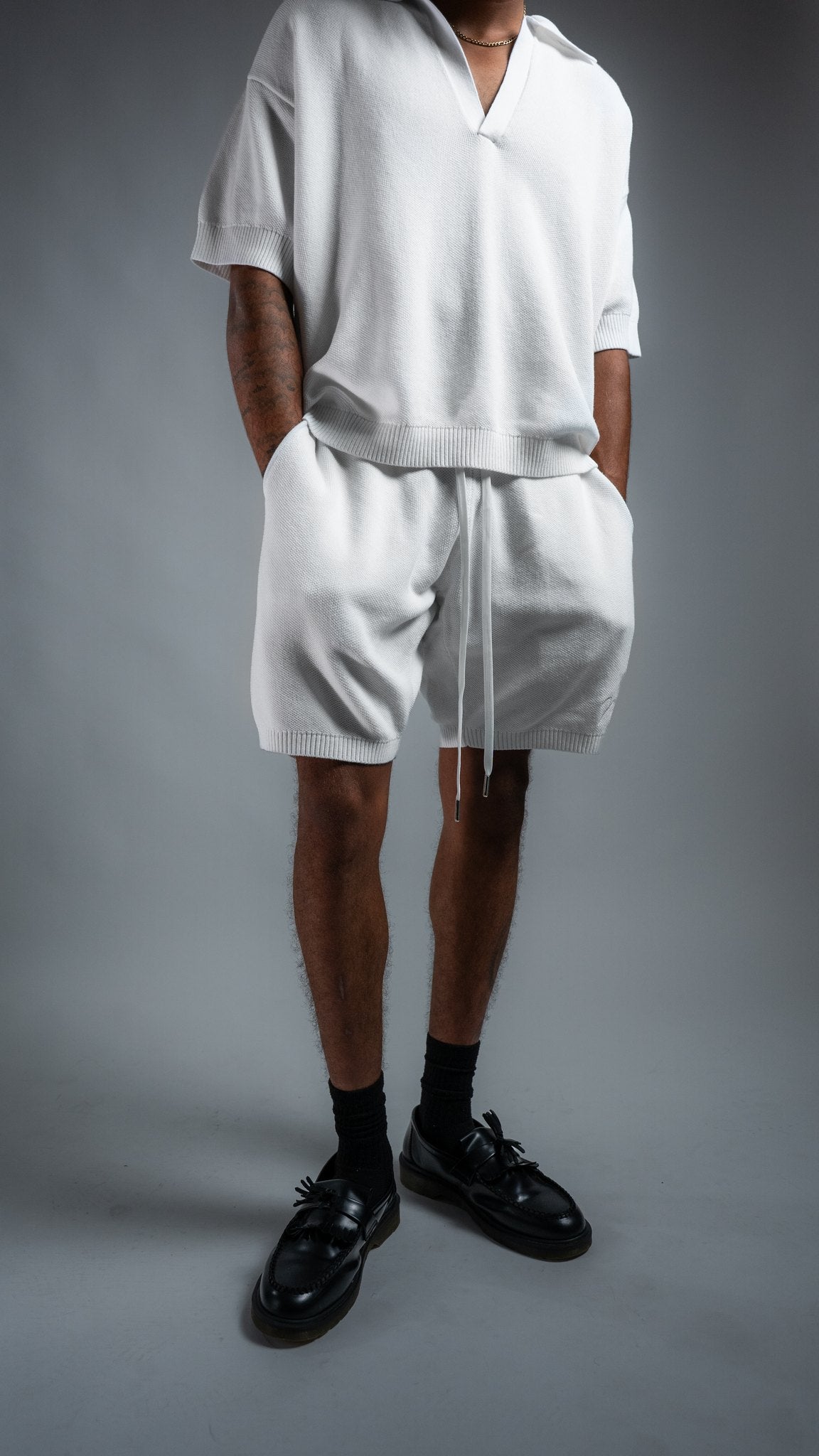 MELI KNIT SHORT — WHITE — Male model